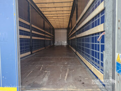 Schmitz Cargobull Curtainsider Mega 