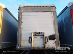 Schmitz Cargobull Semitrailer Curtainsider Standard Hayon 