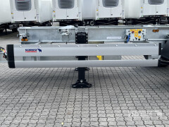 Schmitz Cargobull Zentralachsanhänger Wechselfahrgestell 