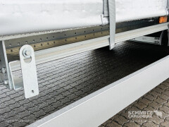 Schmitz Cargobull Curtainsider Mega 