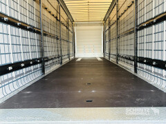Schmitz Cargobull Curtainsider Mega 