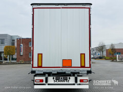 Schmitz Cargobull Curtainsider Standard Getränke 