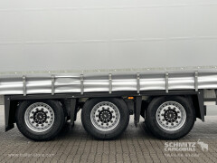 Schmitz Cargobull Curtainsider Mega Getränke 