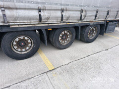 Krone Curtainsider Mega 