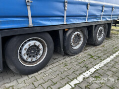 Schmitz Cargobull Curtainsider Mega 