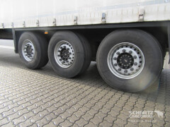 Schmitz Cargobull Curtainsider Standard Getränke 