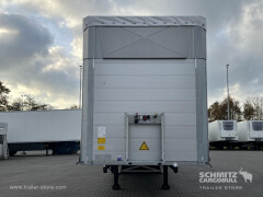 Schmitz Cargobull Curtainsider Mega Getränke 
