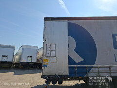 Schmitz Cargobull Curtainsider Coil Getränke 