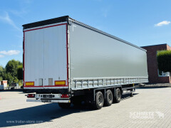Schmitz Cargobull Curtainsider Coil Getränke 