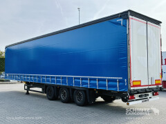 Schmitz Cargobull Curtainsider Coil Getränke 
