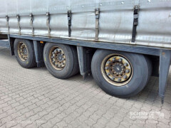 Schmitz Cargobull Curtainsider Mega Getränke 