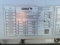 Schmitz Cargobull Curtainsider Mega Getränke 