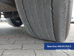 Schmitz Cargobull Curtainsider Mega 