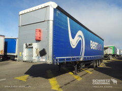 Schmitz Cargobull Semitrailer Curtainsider Mega 