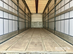 Schmitz Cargobull Curtainsider Mega Staplerhalterung Getränke 