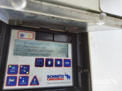 Schmitz Cargobull Tiefkühler Standard Trennwand Rolltor 