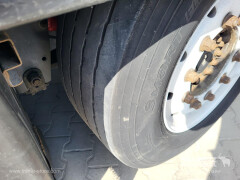 Schmitz Cargobull Curtainsider Mega 