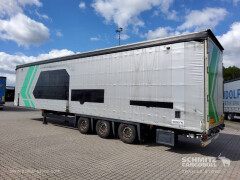 Schmitz Cargobull Curtainsider Mega Getränke 