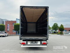 Schmitz Cargobull Curtainsider Standard Getränke 