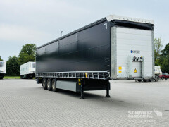 Schmitz Cargobull Curtainsider Standard Getränke 