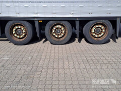 Schmitz Cargobull Curtainsider Mega Getränke 