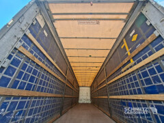 Schmitz Cargobull Curtainsider Mega 