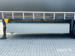 Schmitz Cargobull Curtainsider Standard Getränke 