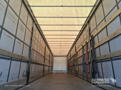 Schmitz Cargobull Curtainsider Standard Getränke 