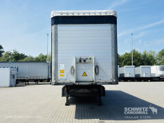 Schmitz Cargobull Curtainsider Standard Getränke 