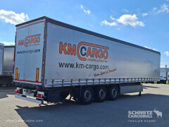 Schmitz Cargobull Curtainsider Standard Getränke 