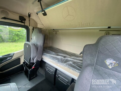 Mercedes Benz Tractor unit 