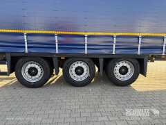 Schmitz Cargobull Curtainsider Mega 