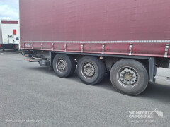 Schmitz Cargobull Semitrailer Curtainsider Standard Hayon 