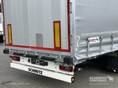 Schmitz Cargobull Curtainsider Mega Getränke 