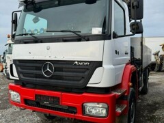 Mercedes Benz Axor 1828 A 4x4 mit Kran Hiab XS 166 E-5 